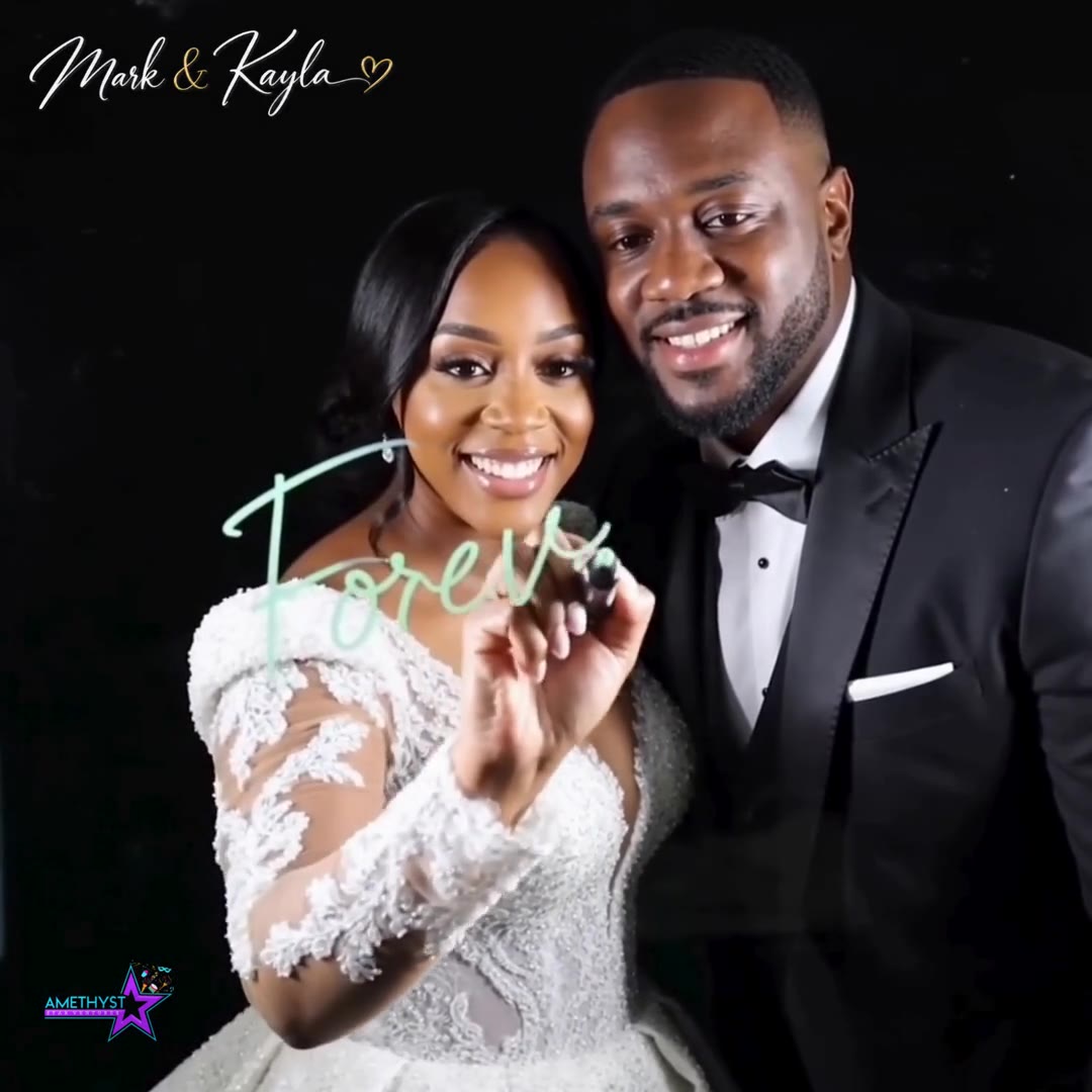 Wedding Signature Moment